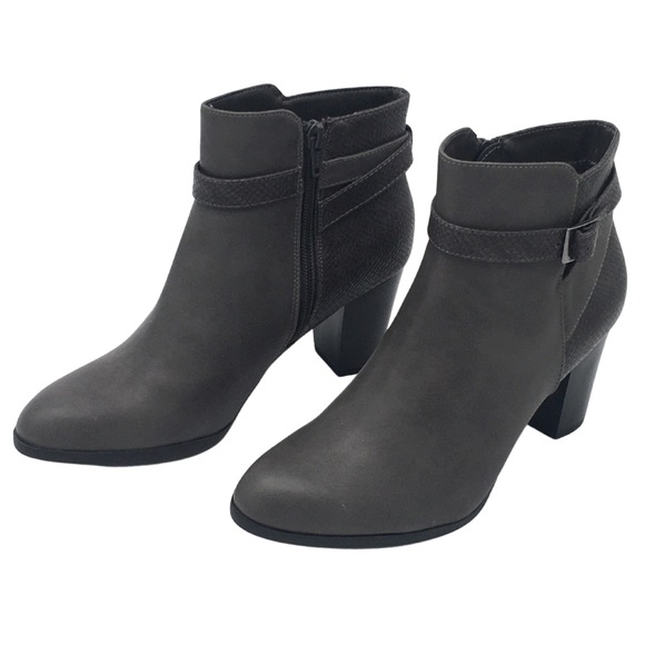 Laura Ashley Grey Reptile Print SIce Buckle Vegan Booties with Almond Toe size 7 - Picture 2 of 16